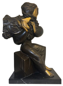 Mujer Sentada