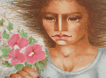 Figura con flores