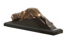 Panthère à l'affût