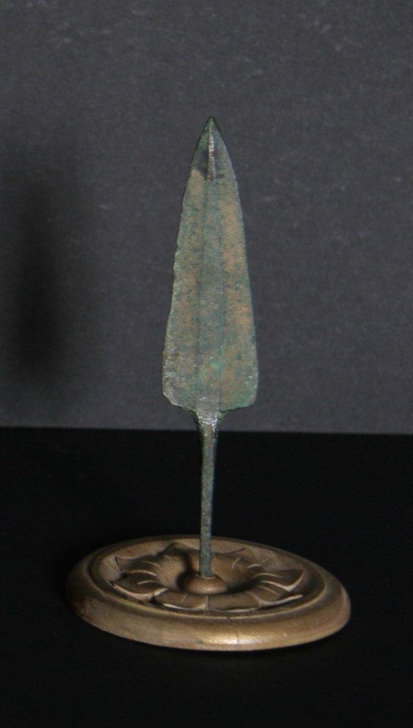 Arrowhead Artifact | Unknown Artist,{{product.type}}