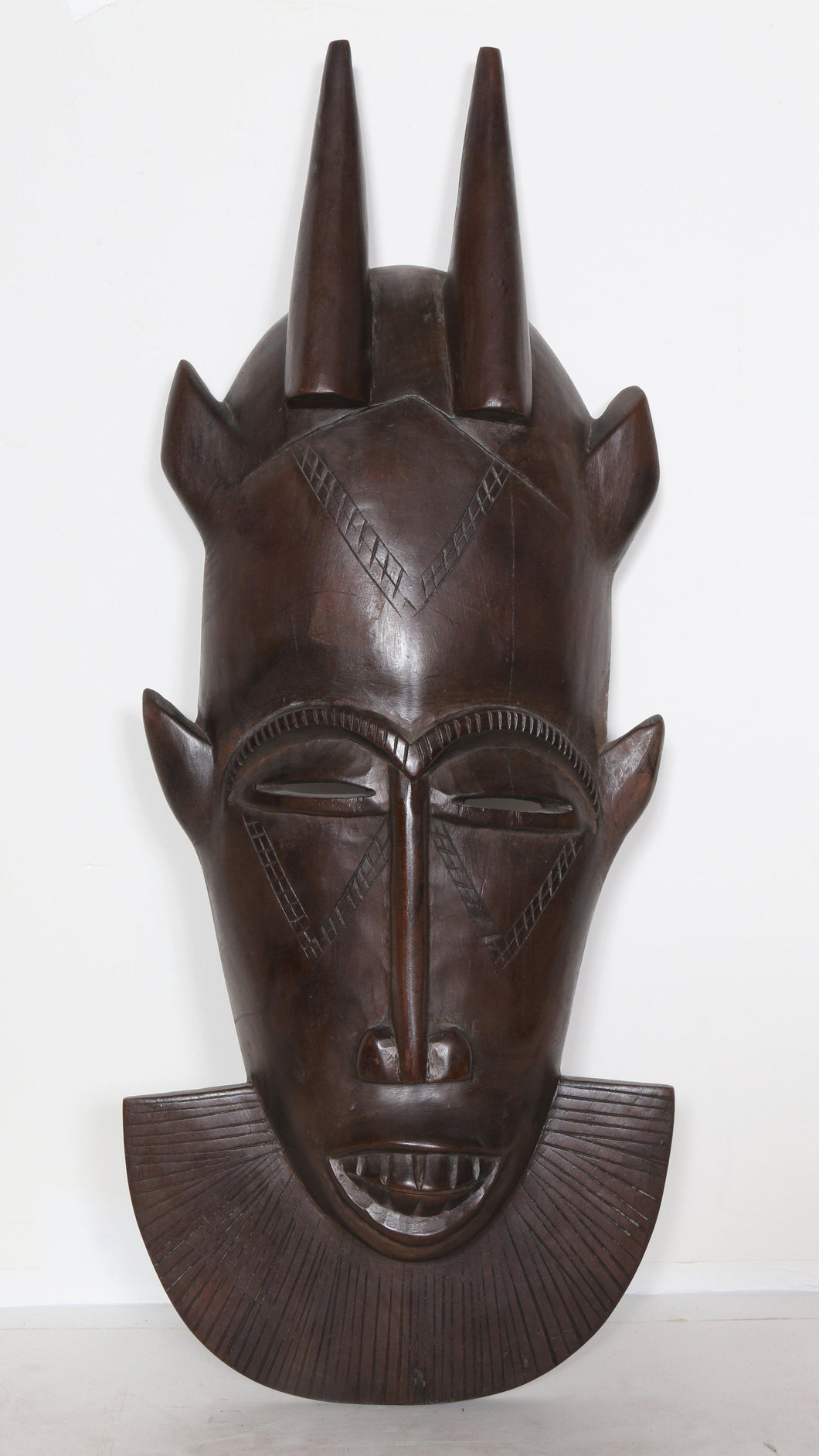 Mask with Horns and Collar Wood | African or Oceanic Objects,{{product.type}}