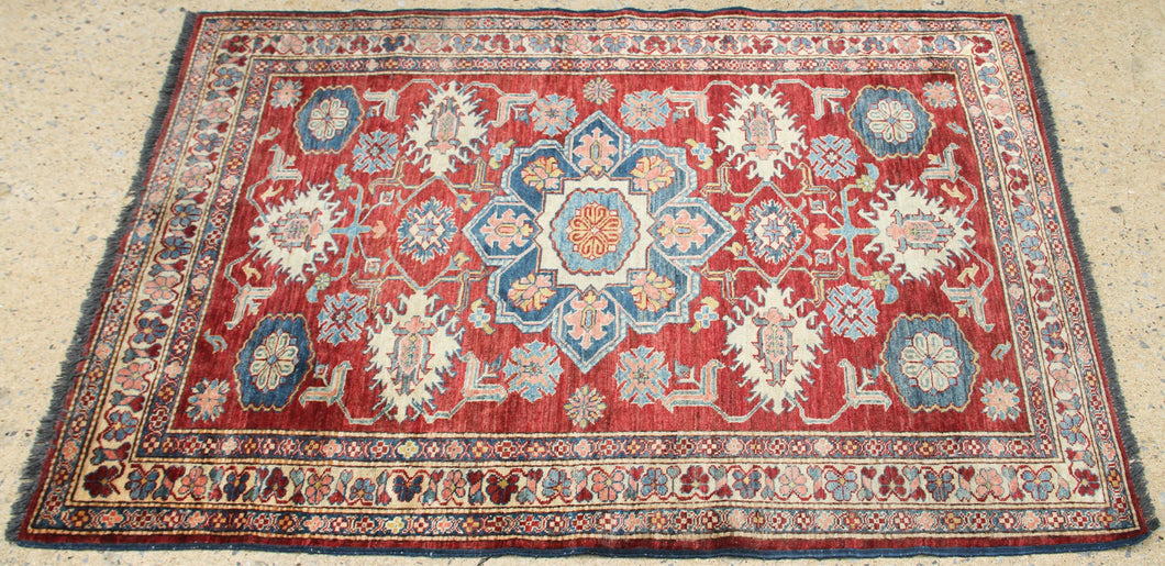 Pakistani Carpet Area Rug Tapestries and Textiles | Antiques,{{product.type}}