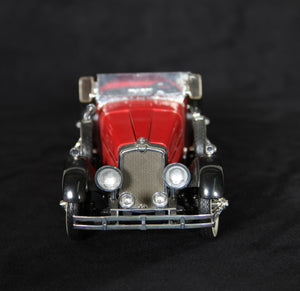 Precision Models: 1928 Stutz Black Hawk Speedster Objects | The Franklin Mint,{{product.type}}