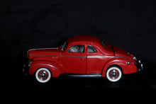 Precision Models: 1940 Ford Deluxe Coupe Objects | The Franklin Mint,{{product.type}}
