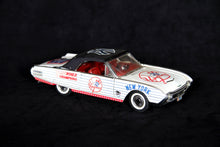 Precision Models: 1961 Ford Thunderbird NY Yankees Objects | The Franklin Mint,{{product.type}}